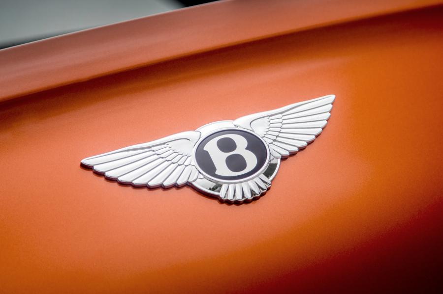 Логотип Bentley Continental Supersports Convertible 2017 года  (WW) (фото 22 из 43)